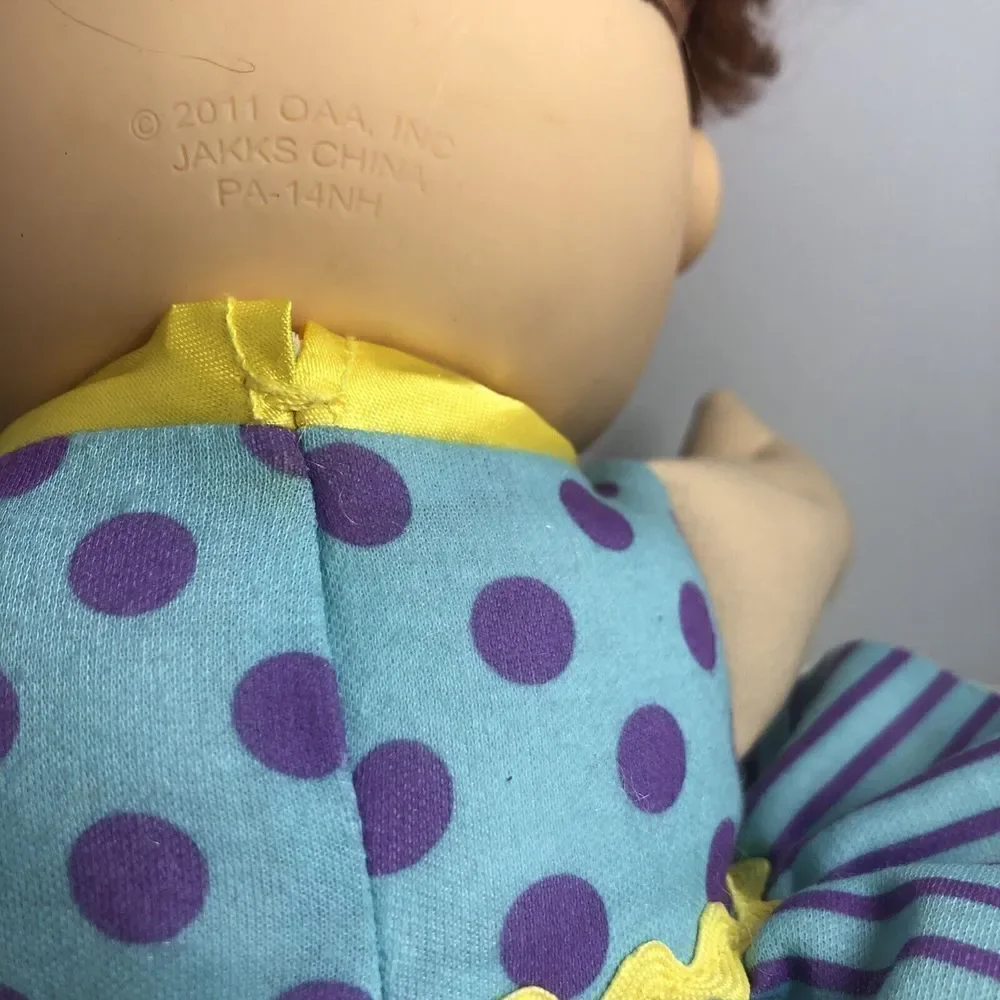 2011 Cabbage Patch Kid Tea Party Toddler Red Hair Green Eyes Polka Dot Dress